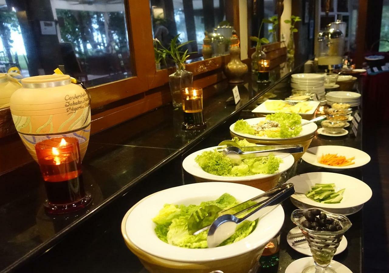 Frangipani Langkawi Resort Pantai Cenang  Εξωτερικό φωτογραφία